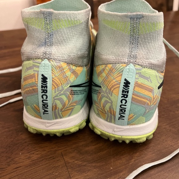 Men’s size 10 Nike Air Superfly Elite 9 Indoor Soccer Shoes - Picture 4 of 10